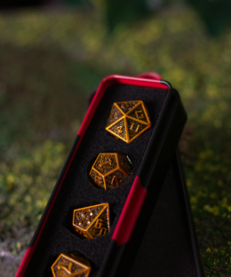 Gold Labyrinth Heavy Metal Dice Set
