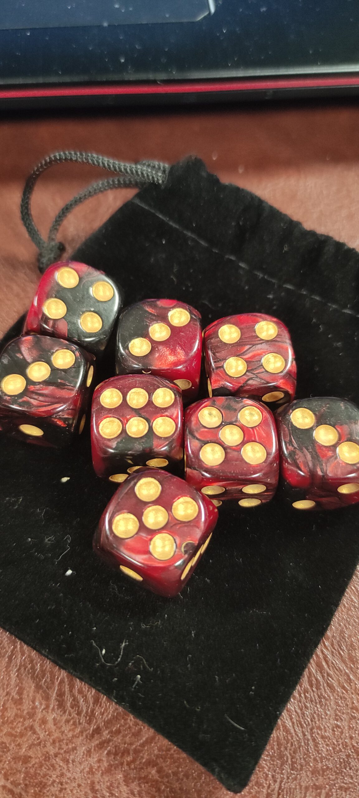 Pip Dice Bloody Marble