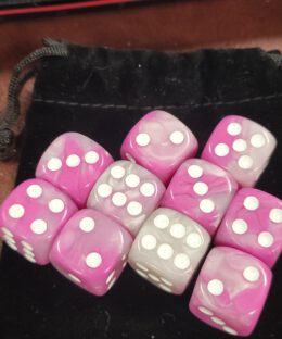 Pip Dice Strawberry Cream