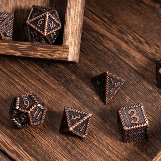Copper Barrel Plating Ancient Metal Dice (Serrated) with Metal Box