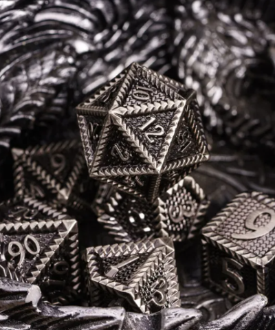 Silver Barrel Plating Ancient Metal Dice (Serrated) with Metal Box